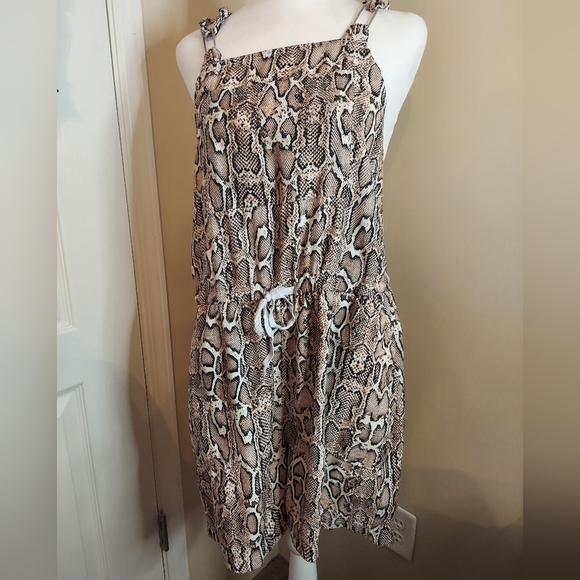 Like An Angel Women's overalls shorts - Picture 1 of 9